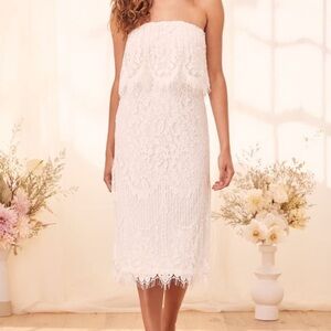 Lulu’s Delia White Lace Midi Dress